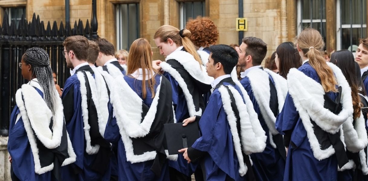 The role of private tutors for university students needs to be more clearly defined, according to Tutors International